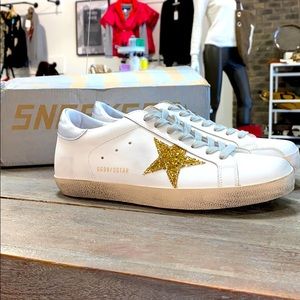 brand new golden goose superstars!!